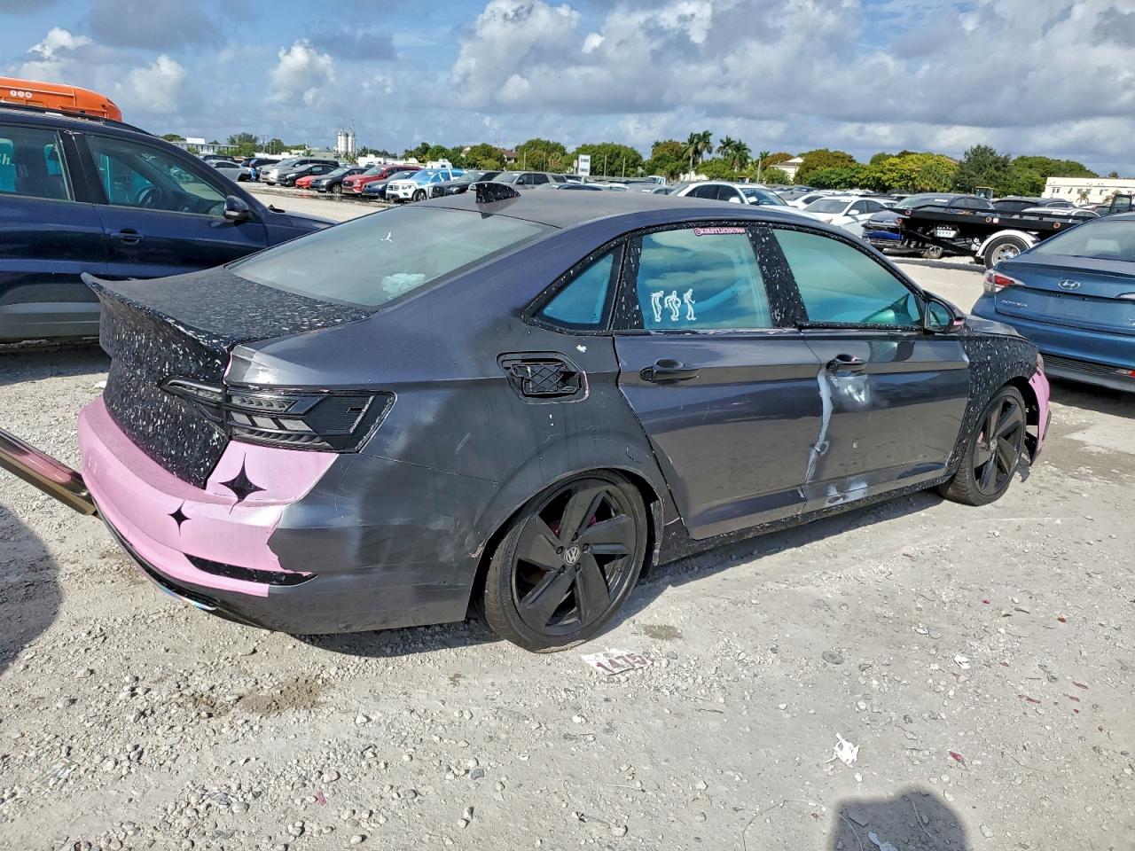 Volkswagen Jetta S Image 3