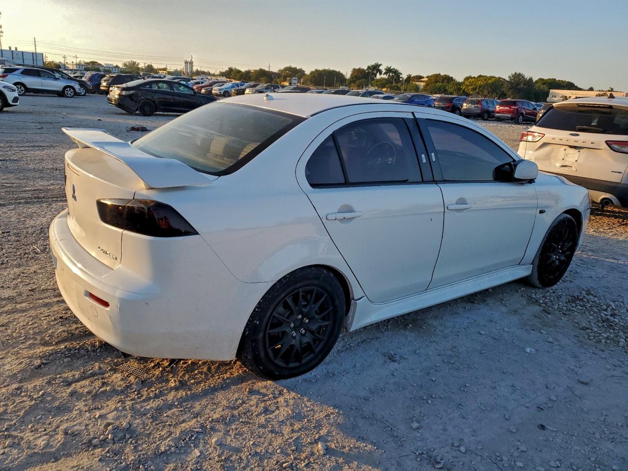 Mitsubishi Lancer Es/es Sport Image 13