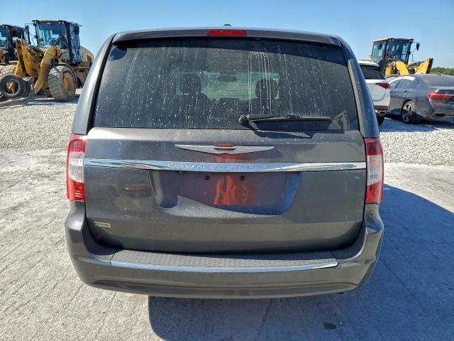 Chrysler Minivan Touring Image 12