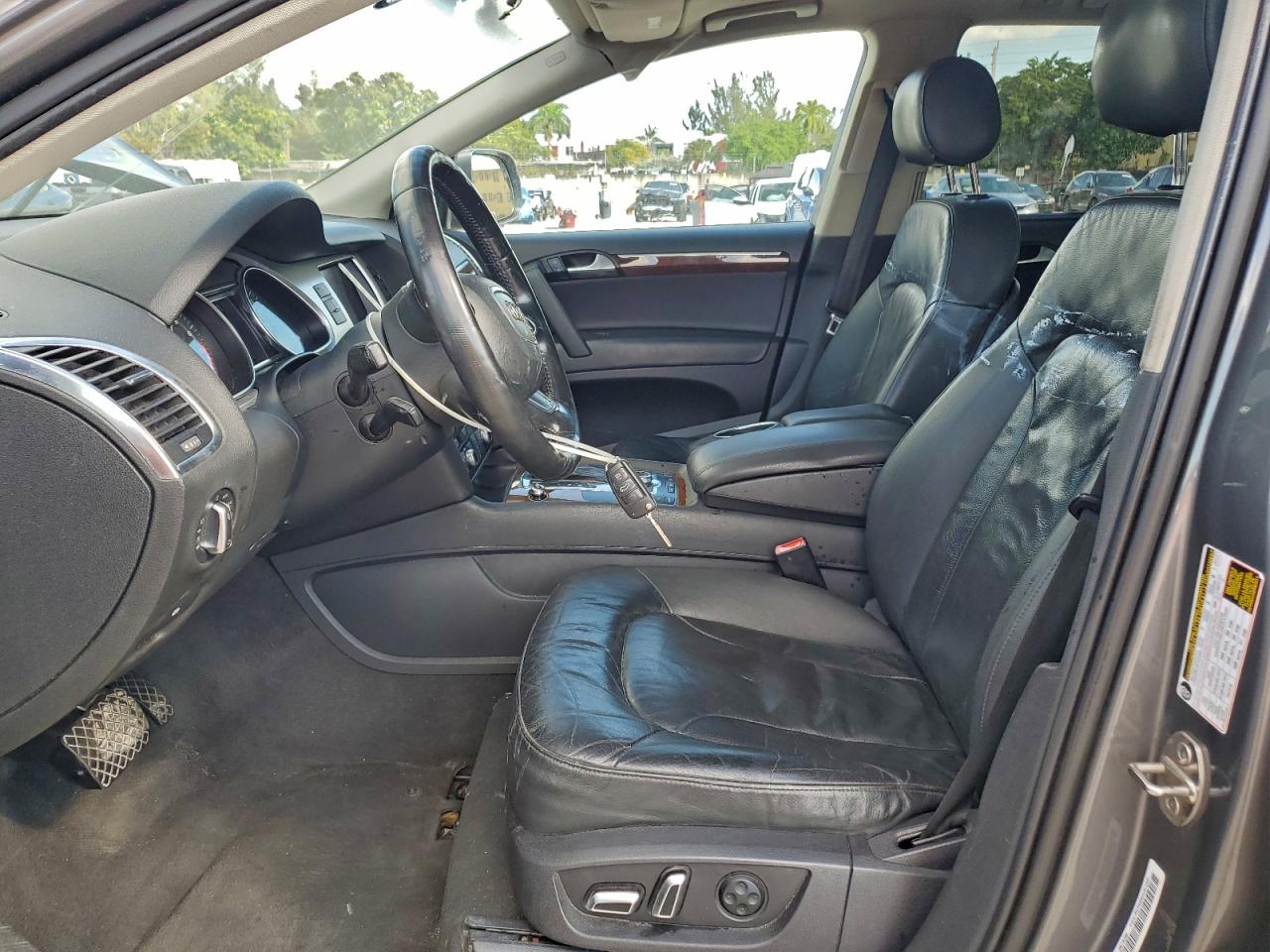 Audi Q7 Premium Plus Image 2