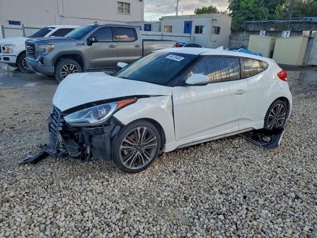  Salvage Hyundai VELOSTER