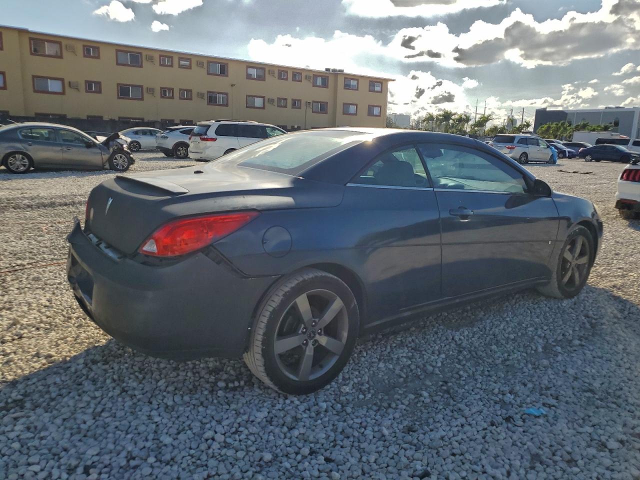 Pontiac G6 Gt Image 3