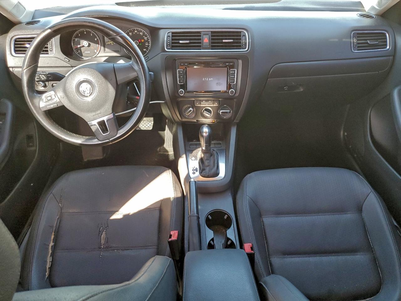 Volkswagen Jetta Se Image 3