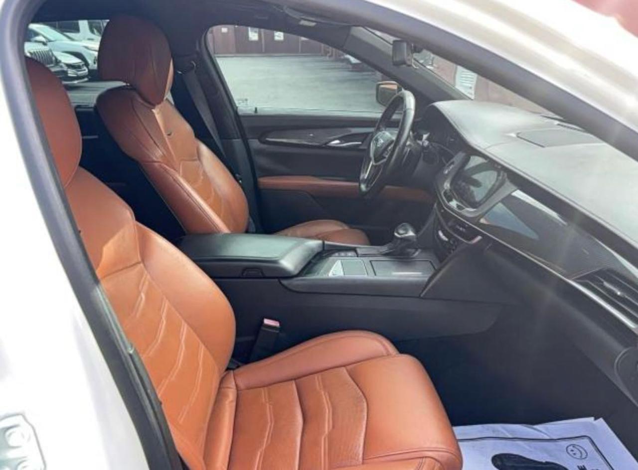 Cadillac CT6 Luxury Image 9