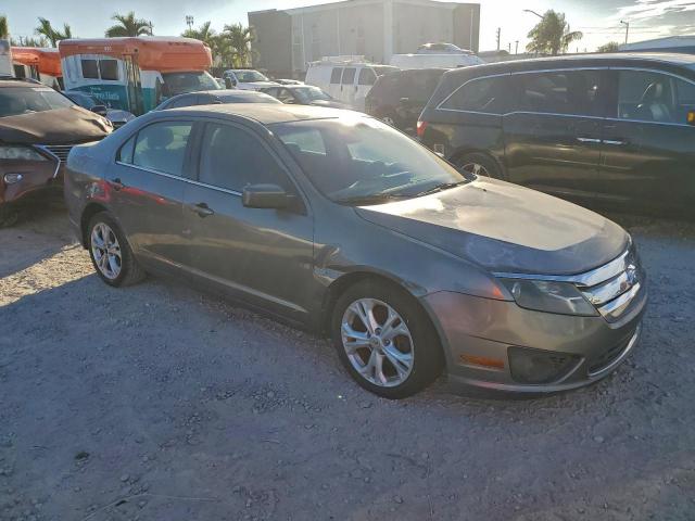 Ford Fusion Se Image 10