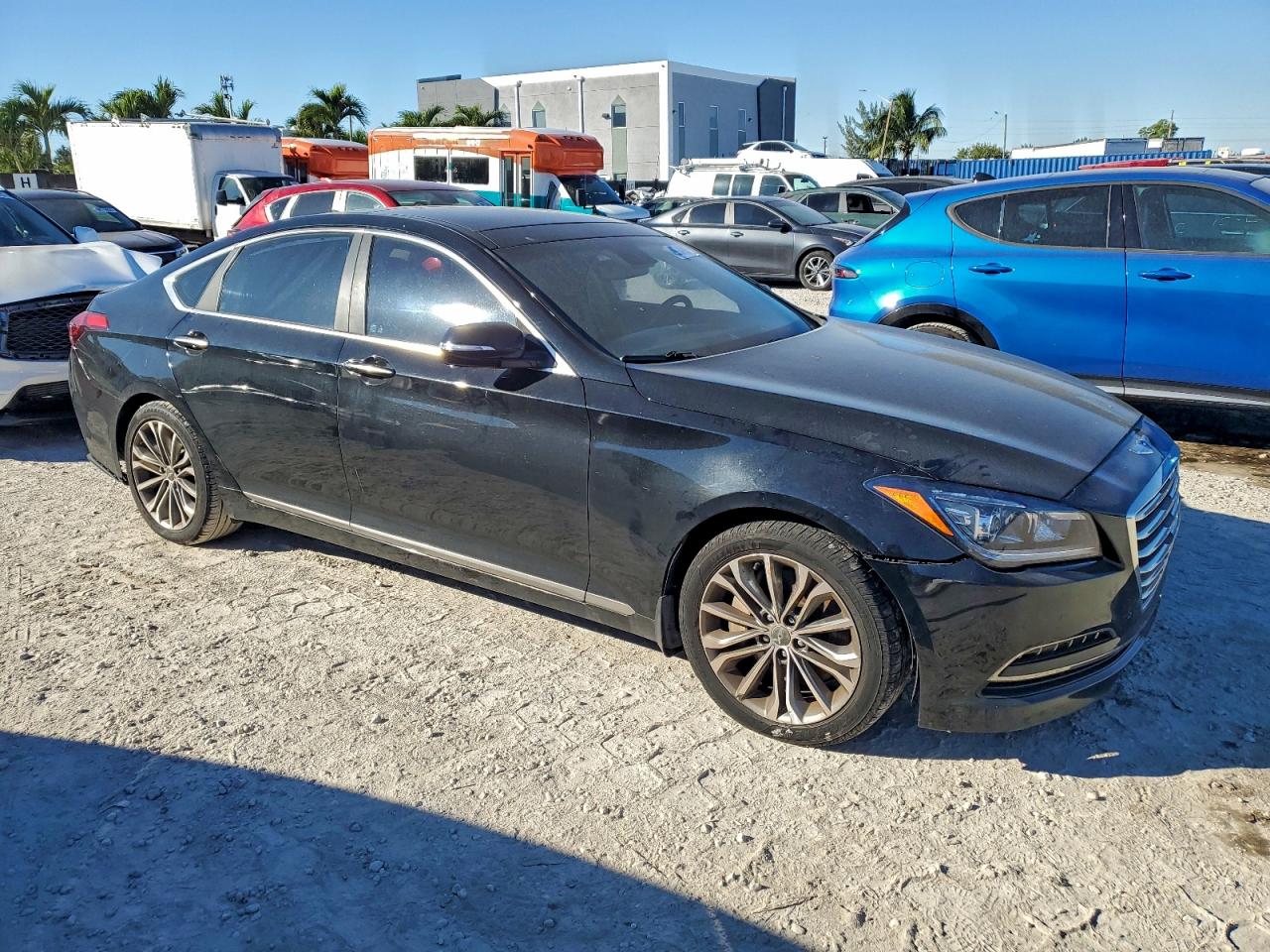 Hyundai Genesis 3.8l Image 2