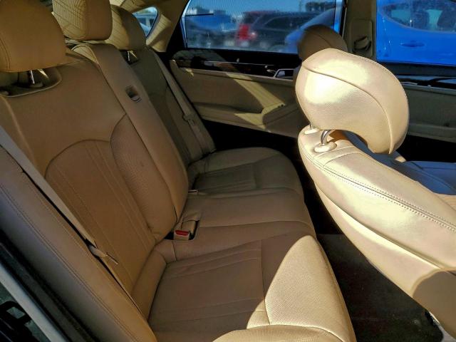 Hyundai Genesis 3.8l Image 10