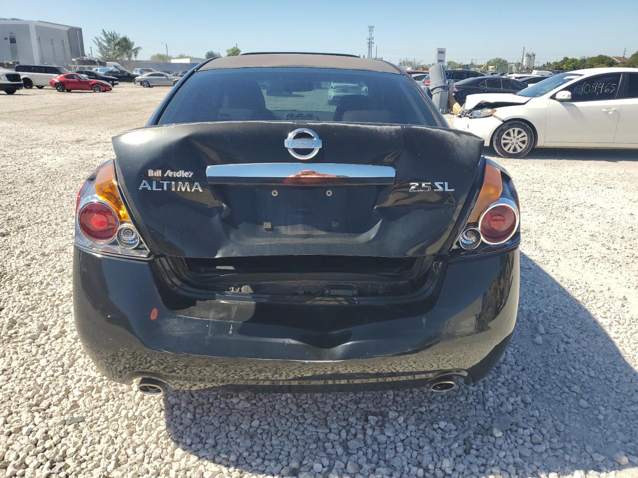 Nissan Altima 2.5 Image 6