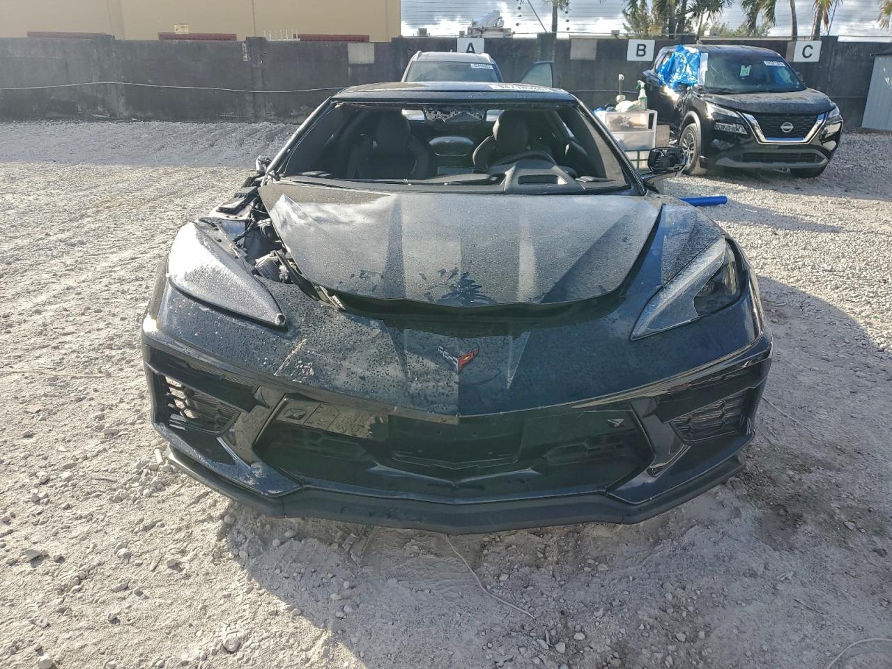 Chevrolet Corvette Stingray 3lt Image 3