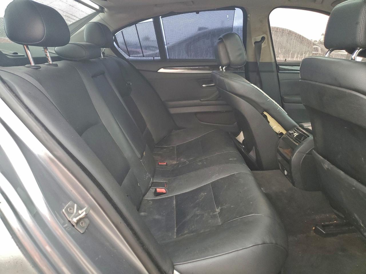 BMW 5 Series I Image 3