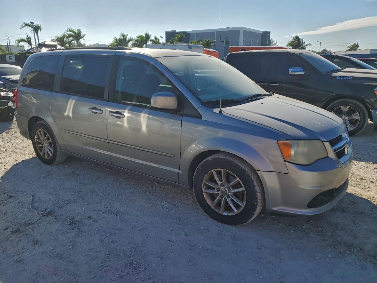 Dodge Caravan Sxt Image 5
