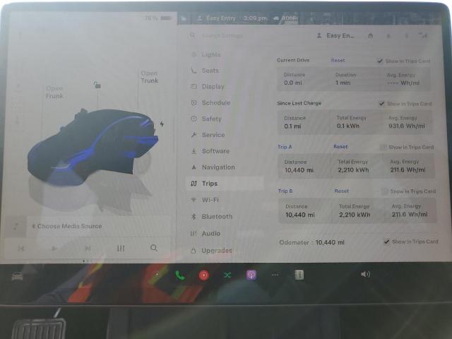 Tesla Model 3 Image 6