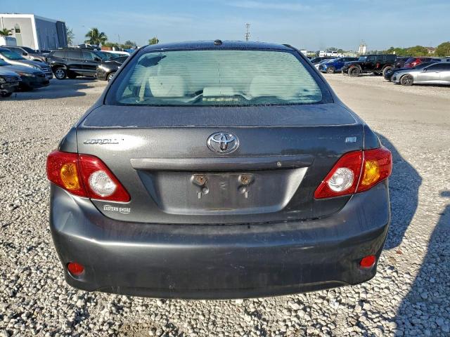 Toyota Corolla Base Image 10