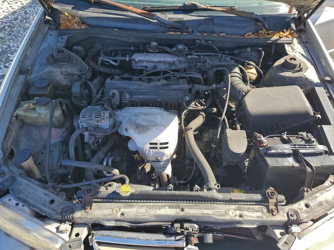 Toyota Camry Ce Image 9