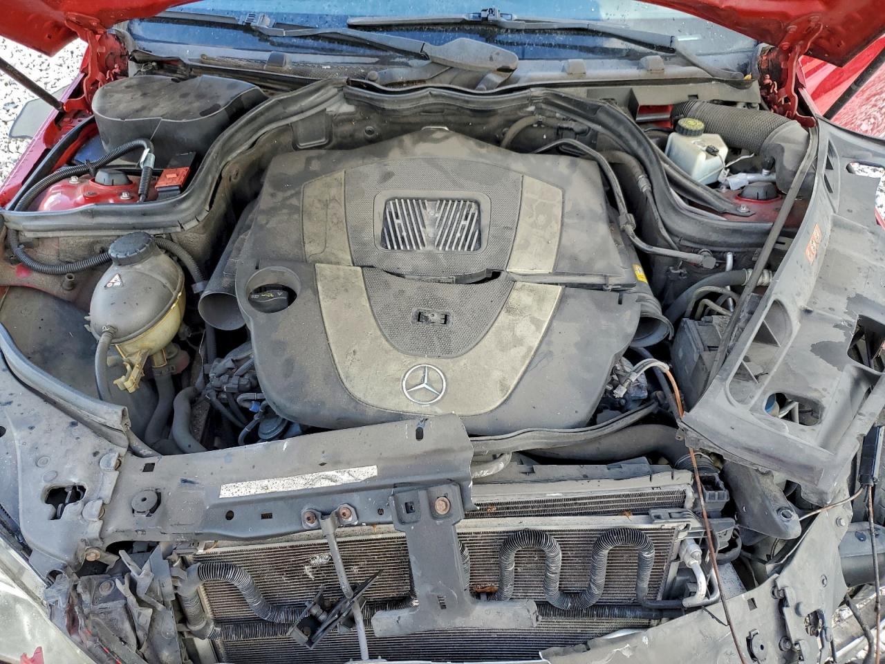 Mercedes-Benz C-Class 300 Image 9