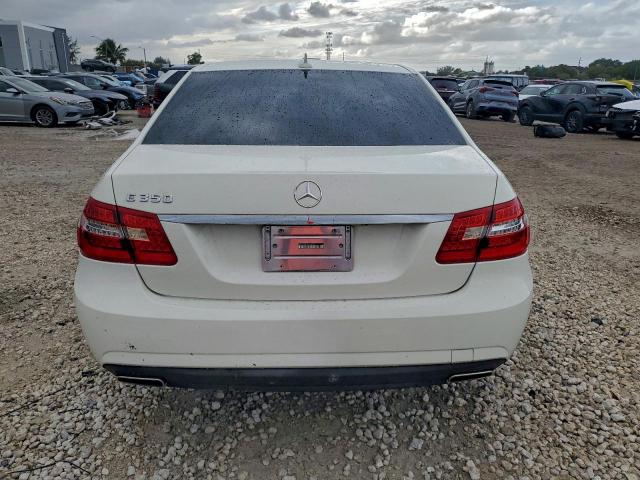 Mercedes-Benz E-Class 350 Image 7