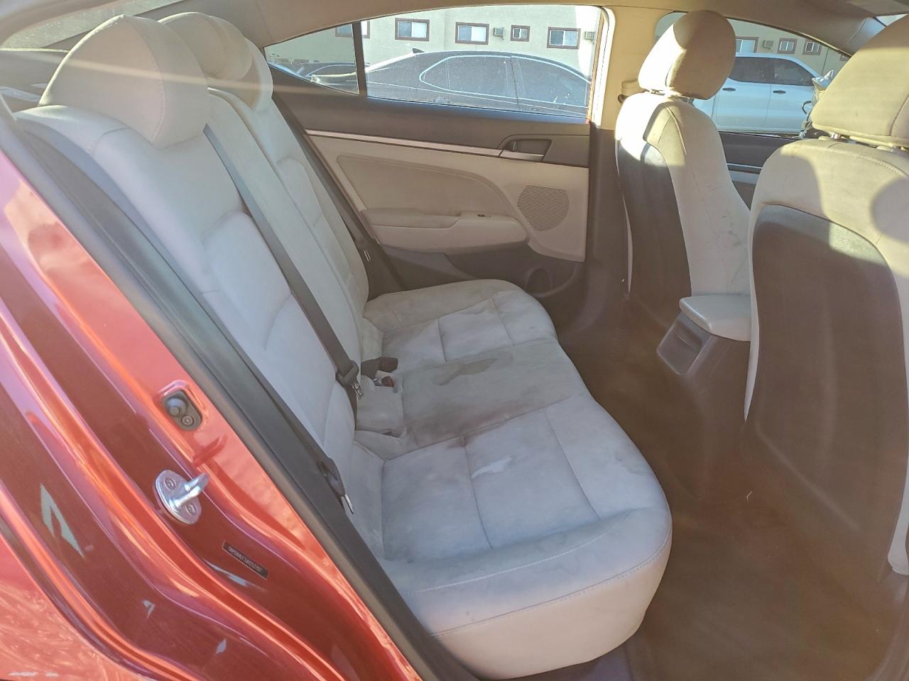 Hyundai ELANTRA Sel Image 6