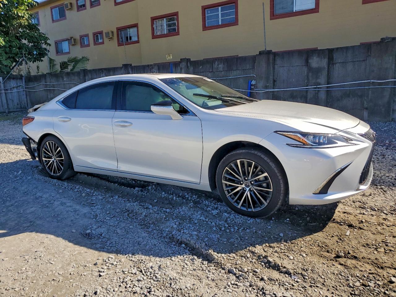 Lexus Es 350 Base Image 11