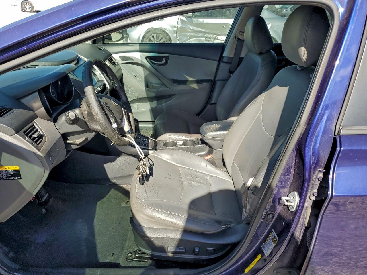 Hyundai ELANTRA Gls Image 10