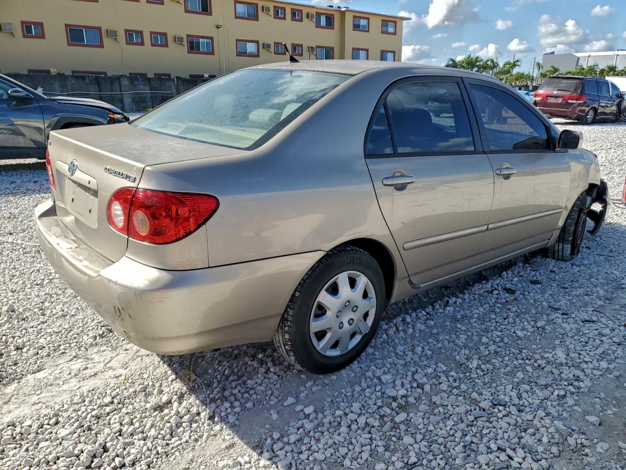 Toyota Corolla Ce Image 9