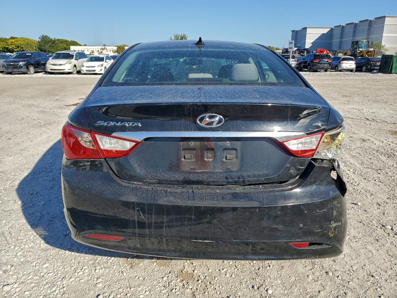 Hyundai SONATA Gls Image 2