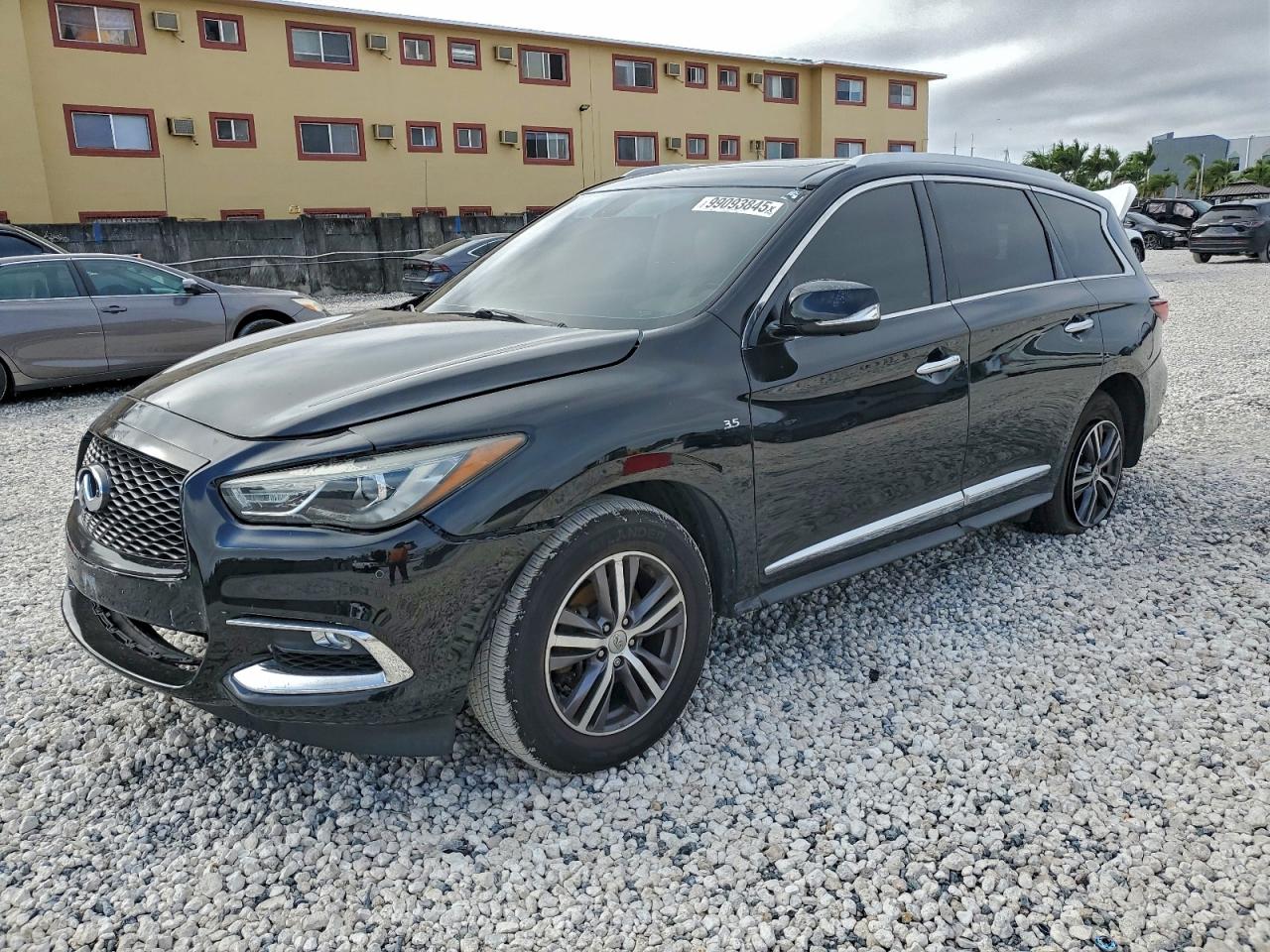 INFINITI Qx Image 1