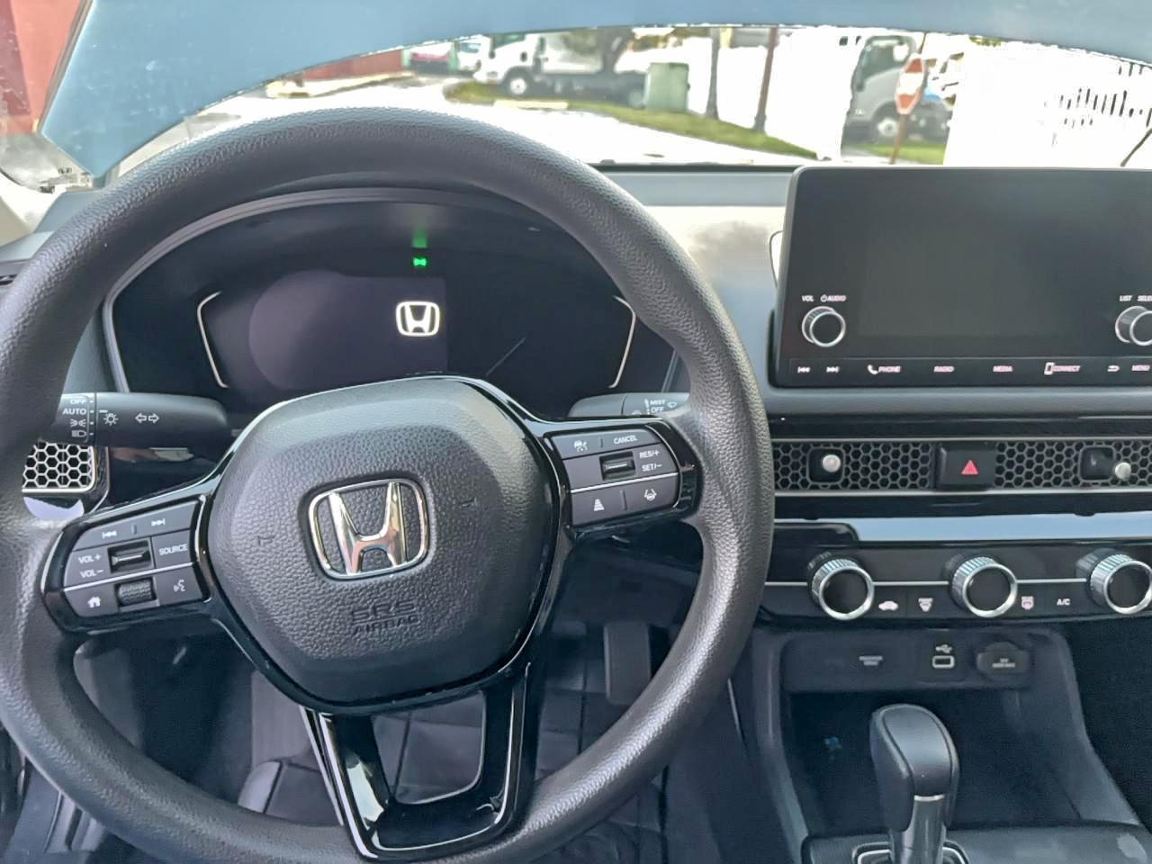 Honda Civic Lx Image 8