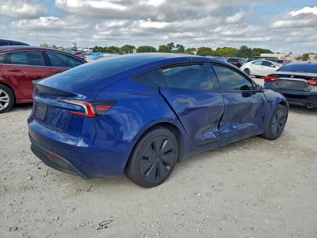 Tesla Model 3 Image 4
