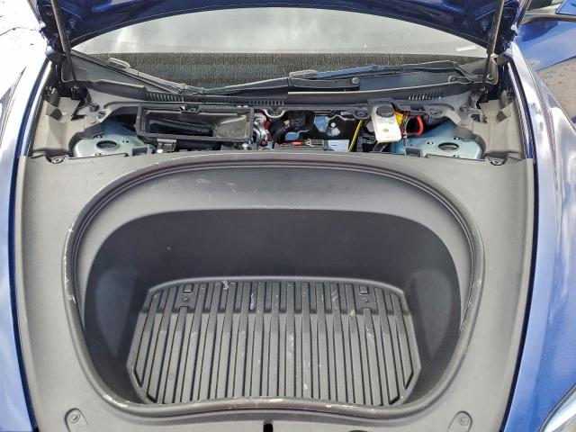 Tesla Model 3 Image 6