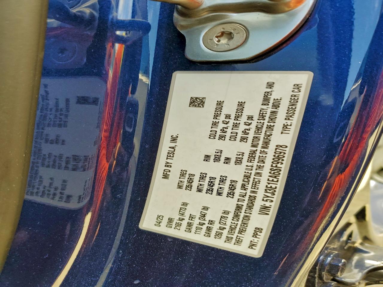 Tesla Model 3 Image 12