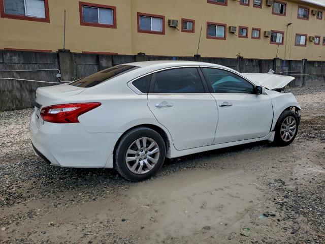 Nissan Altima 2.5 Image 2