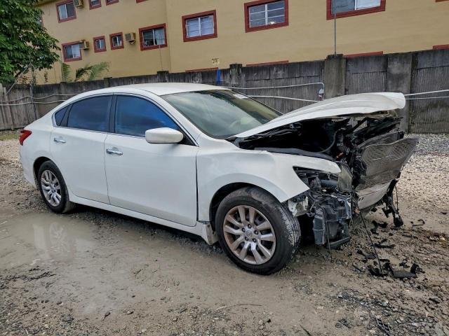 Nissan Altima 2.5 Image 13