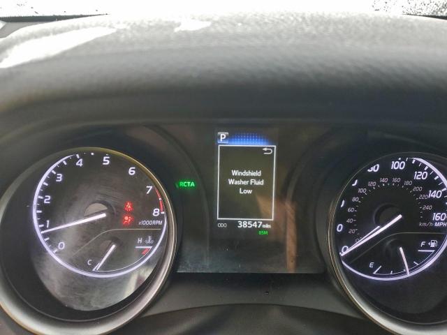 Toyota Camry Se Image 13