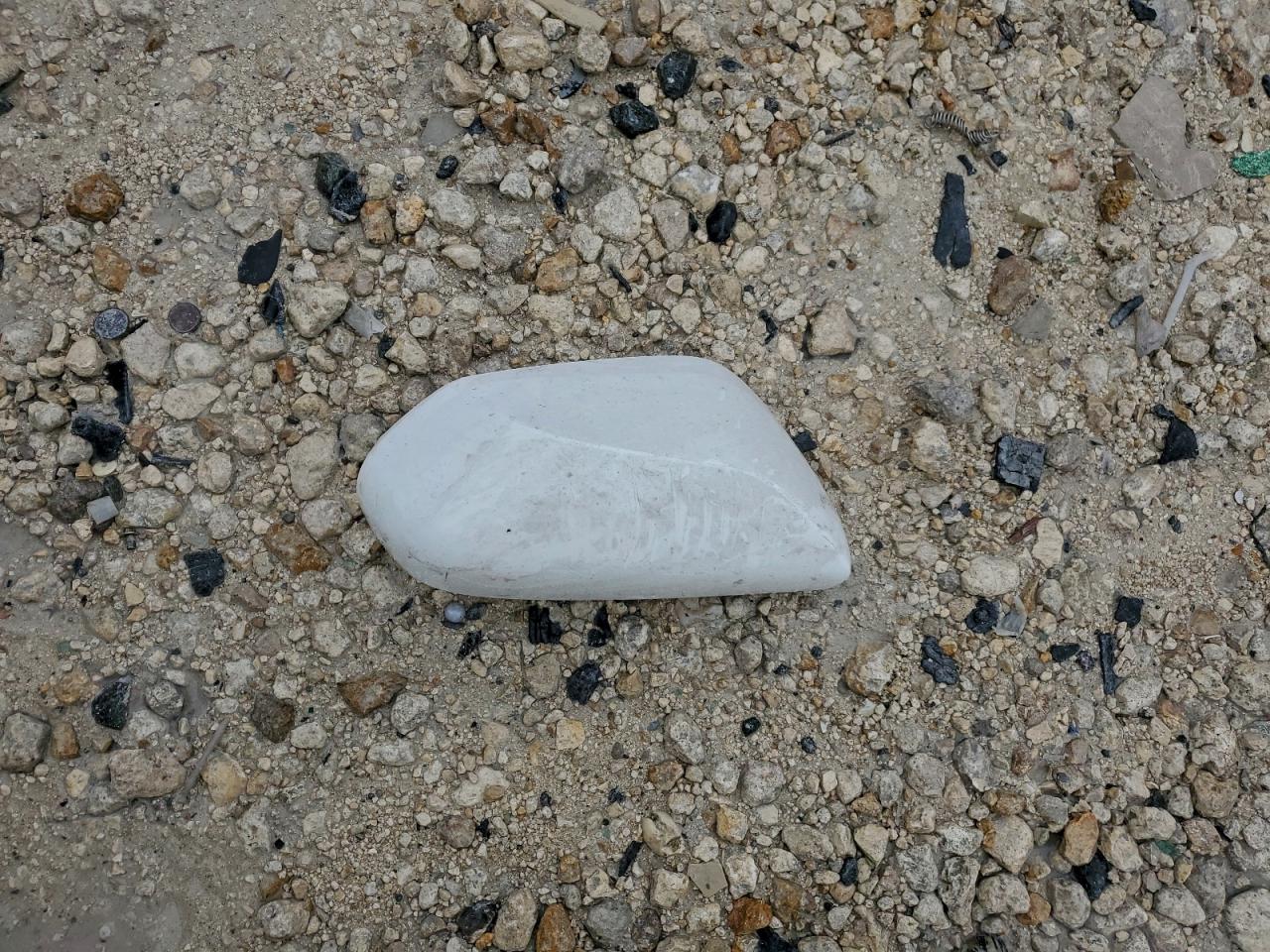 Toyota Camry Se Image 12