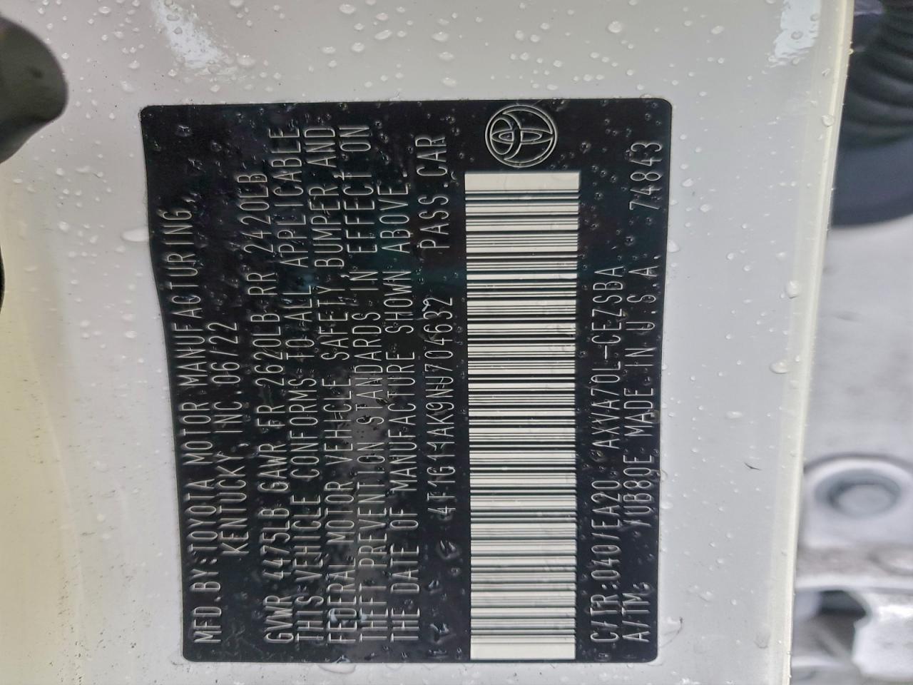 Toyota Camry Se Image 11