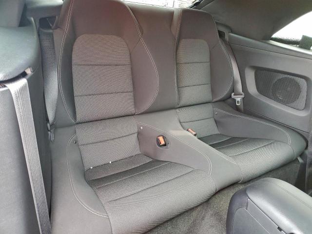 Ford Mustang Image 7