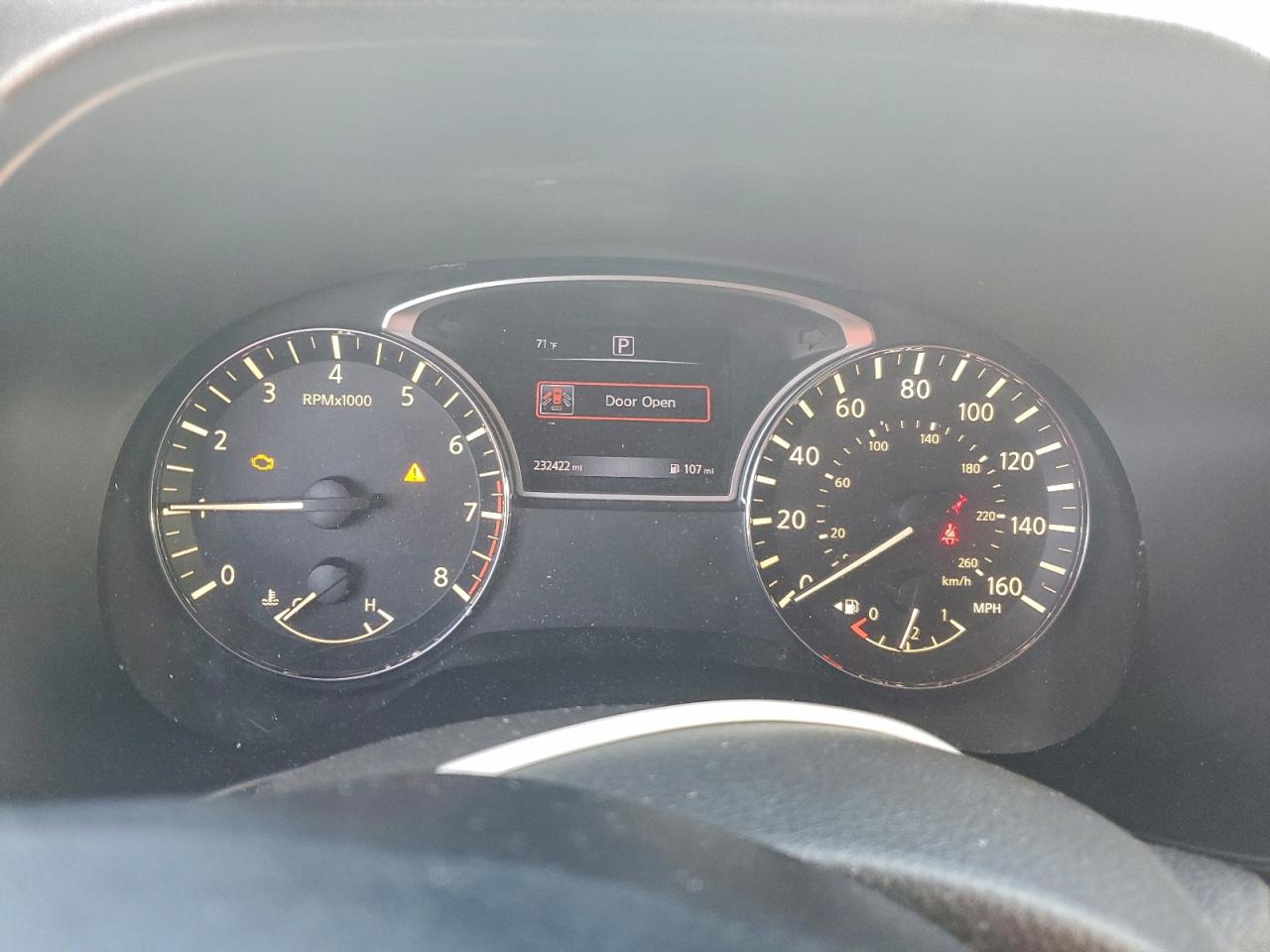 Nissan Pathfinder S Image 7