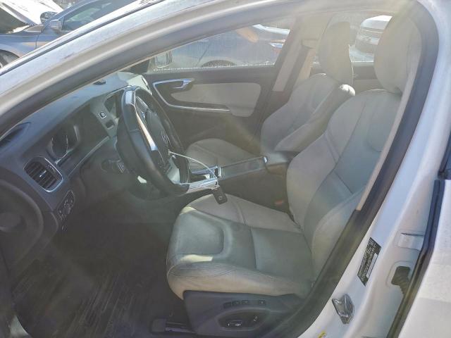 Volvo S60 Dynamic Image 5