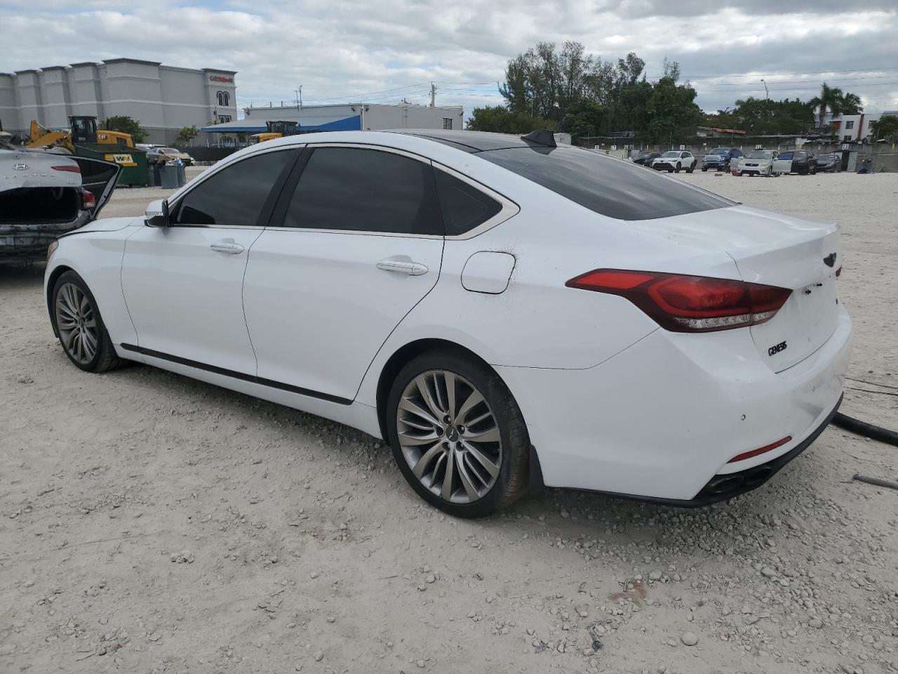 Hyundai Genesis 5.0l Image 12