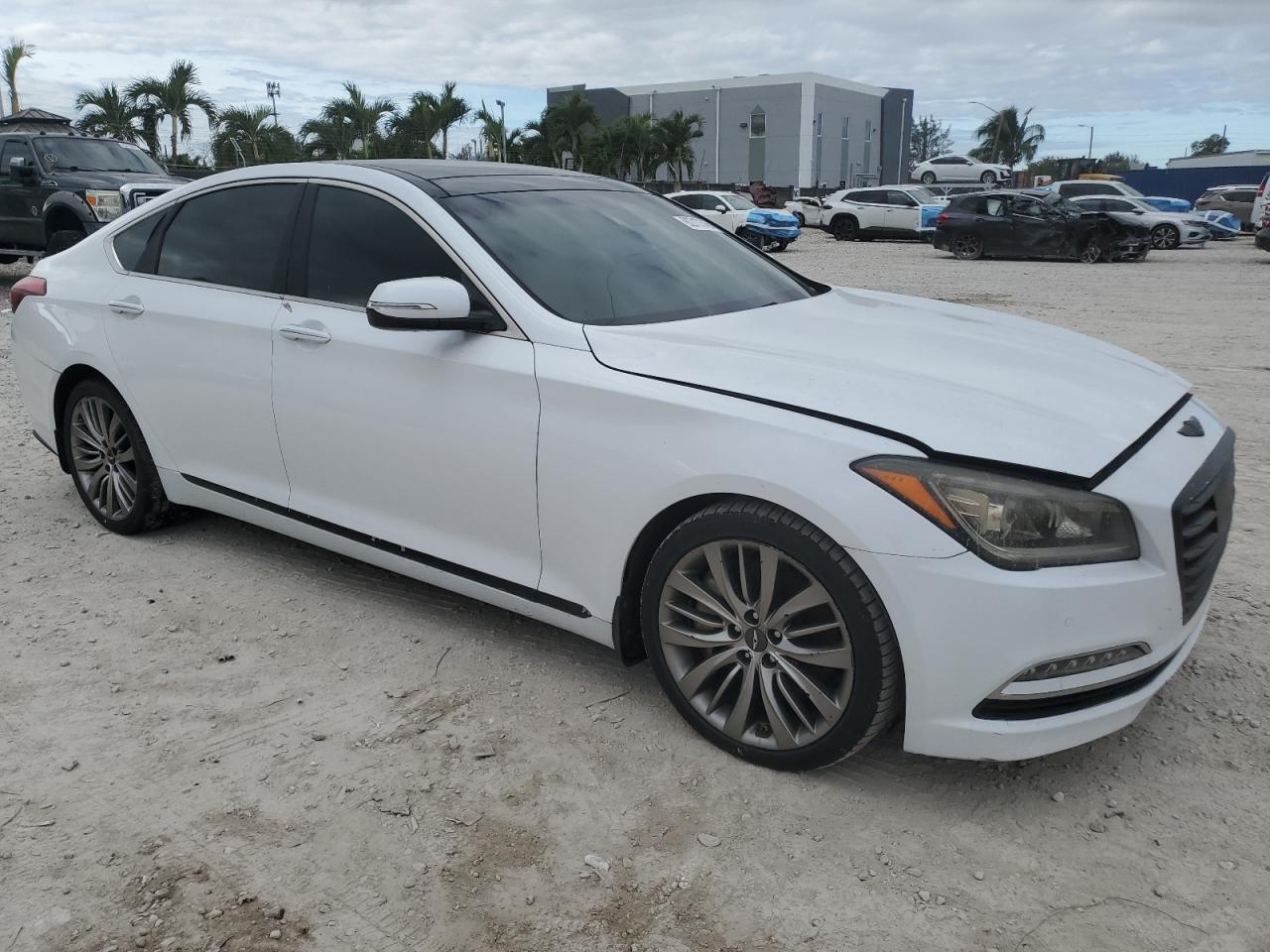 Hyundai Genesis 5.0l Image 8