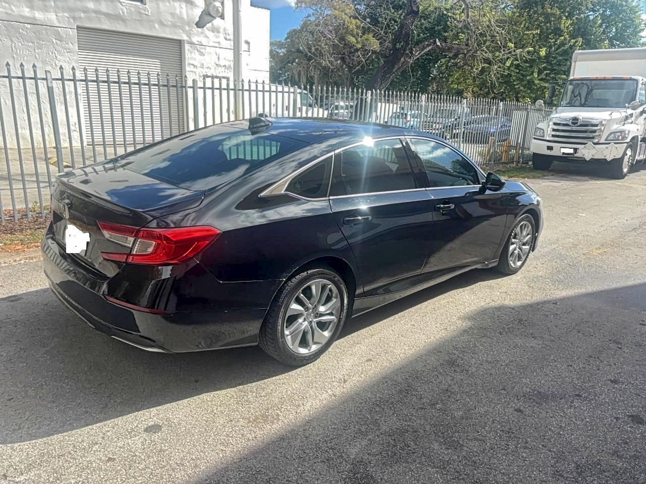 Honda Accord Lx Image 7