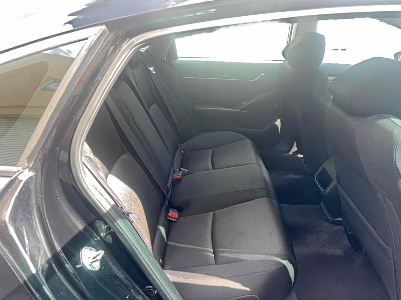 Honda Accord Lx Image 3