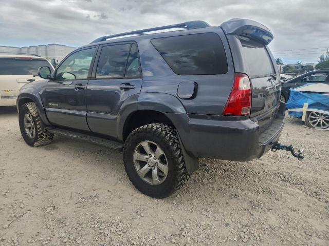 Toyota 4Runner Limited Image 5