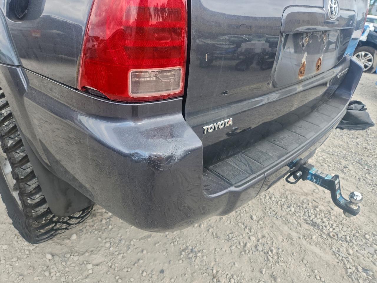 Toyota 4Runner Limited Image 11