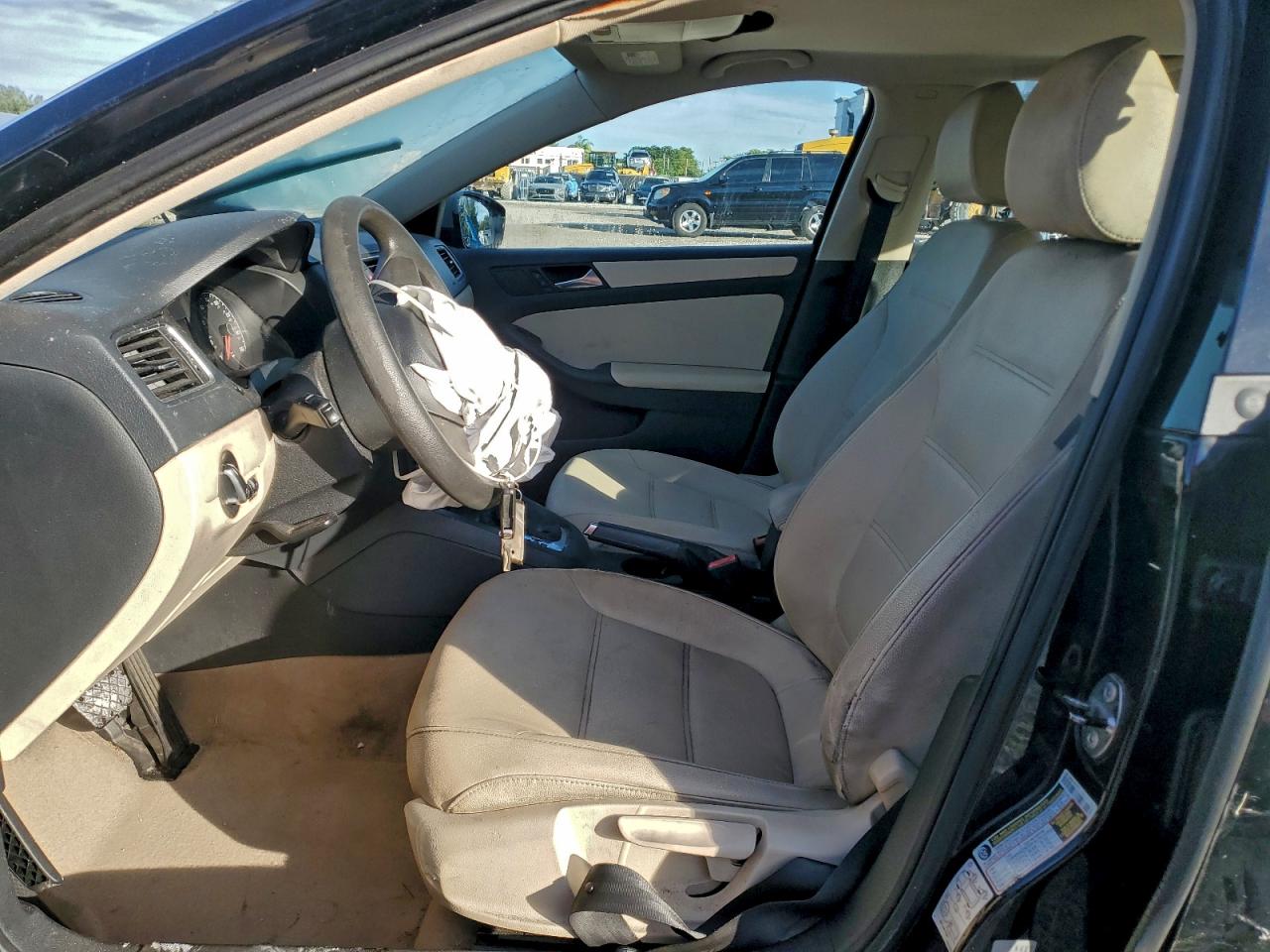 Volkswagen Jetta Se Image 11