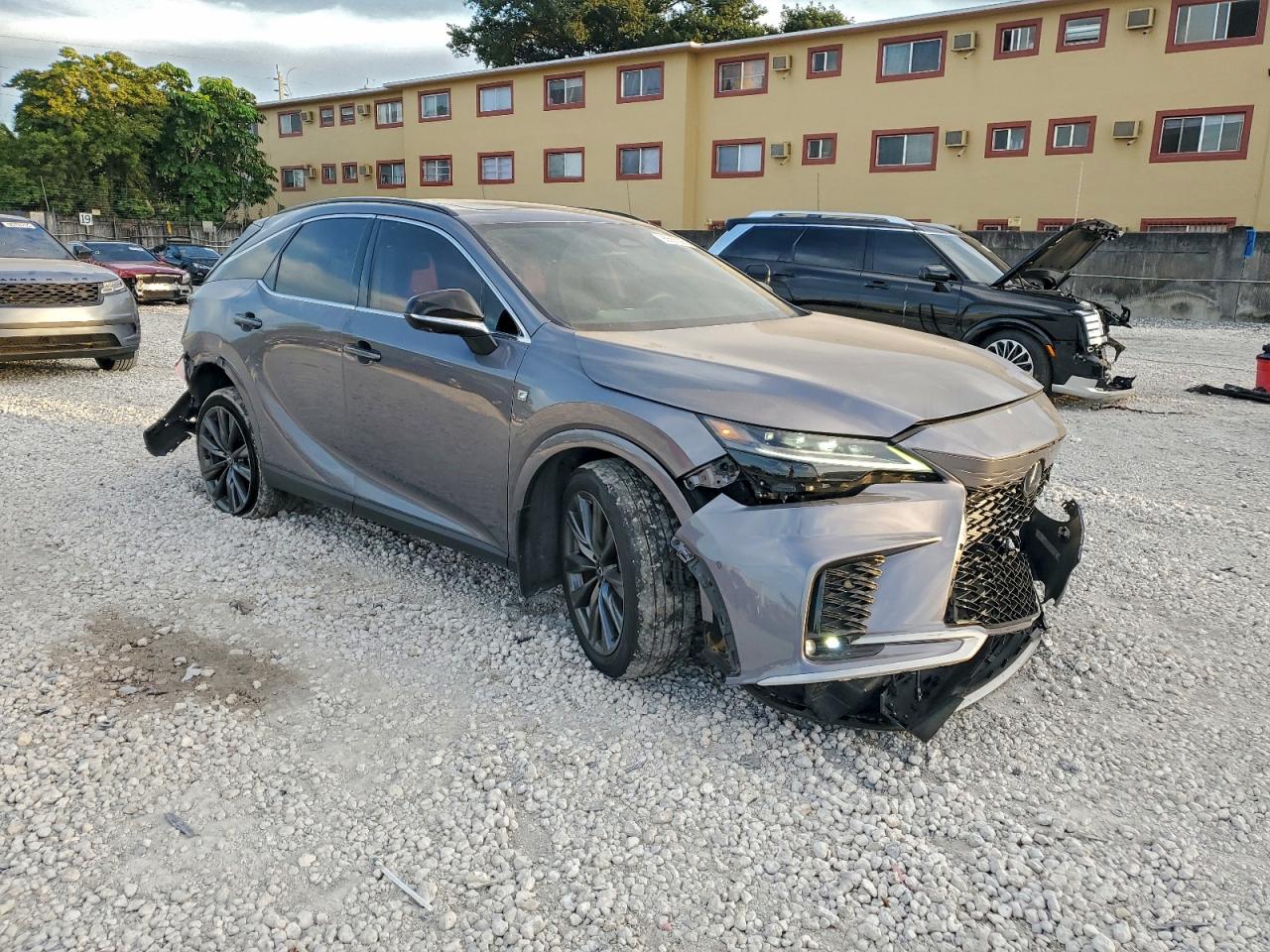 Lexus RX 350 Base Image 2