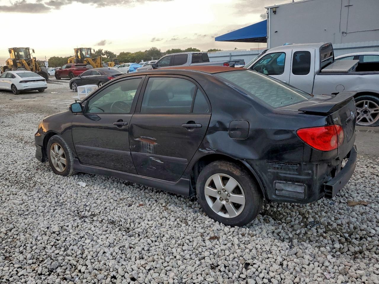 Toyota Corolla Ce Image 8