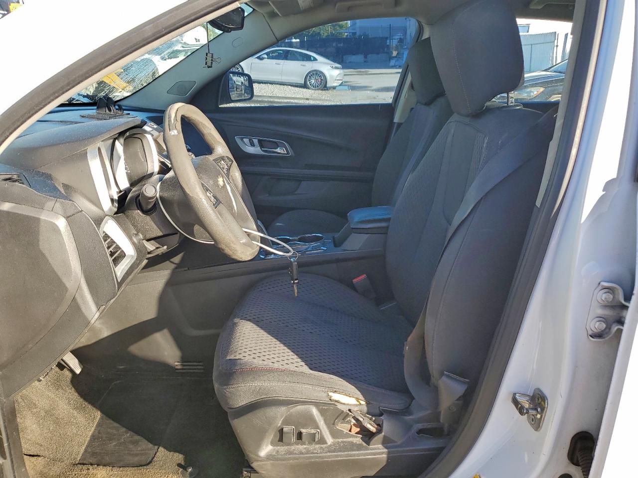 Chevrolet Equinox Ls Image 8