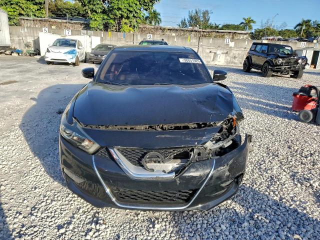 Nissan Maxima 3.5s Image 11