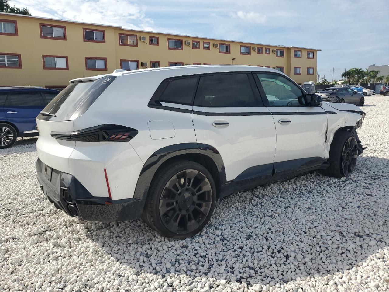 BMW X Series Image 12